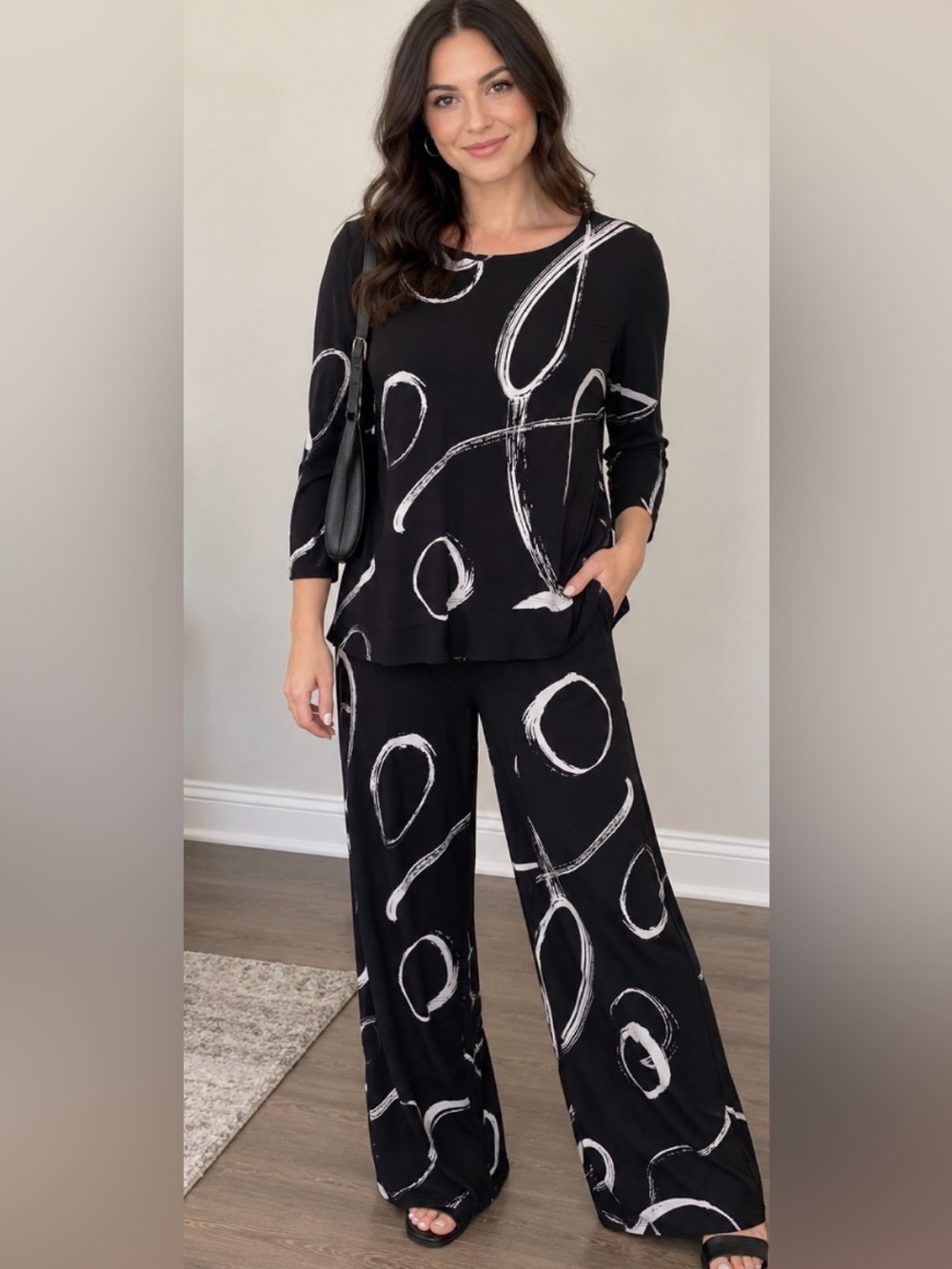 Jess & Jane Two Piece Abstract Brushstroke Long Sleeve Top with Pants Size XL/L